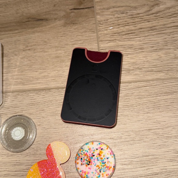 PopSocket Bundle - Picture 4 of 6